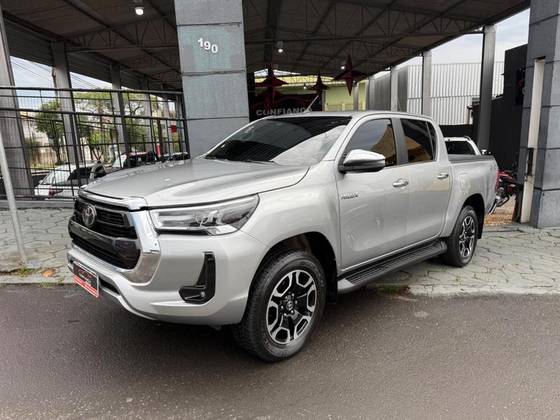 TOYOTA HILUX 2.7 VVT-i FLEX CD SR 4X2 AUTOMÁTICO TOYOTA HILUX 2.7 VVT-i FLEX CD SR 4X2 AUTOMÁTICO